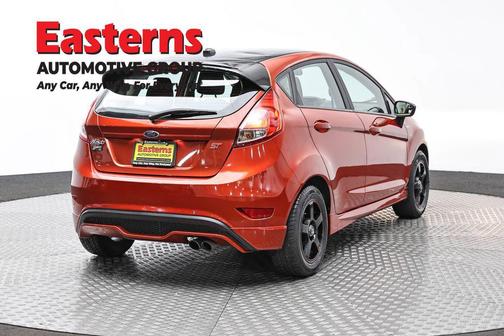 HOT PEPPER RED METALLIC 2019 Ford Fiesta ST Line