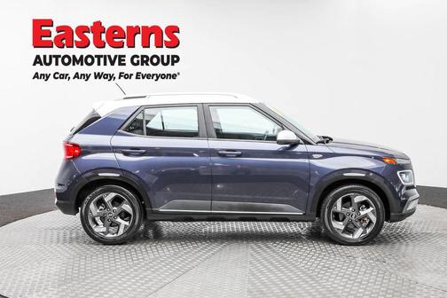 2023 Hyundai VENUE Limited