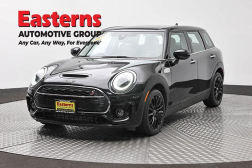 Midnight Black II 2023 MINI Clubman Cooper S