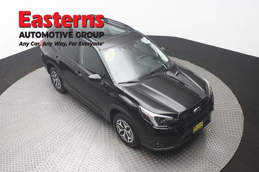 Crystal Black Silica 2022 Subaru Forester Premium
