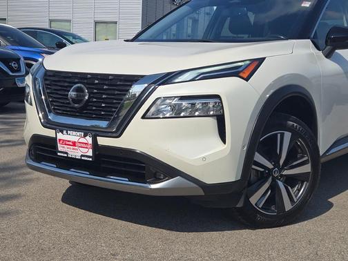 2021 Nissan Rogue Platinum