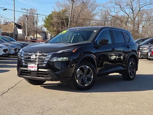 2025 Nissan Rogue SV