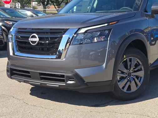 2025 Nissan Pathfinder SV 4WD