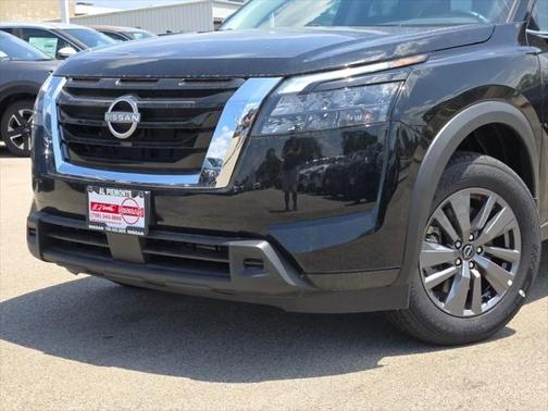 2025 Nissan Pathfinder S 4WD