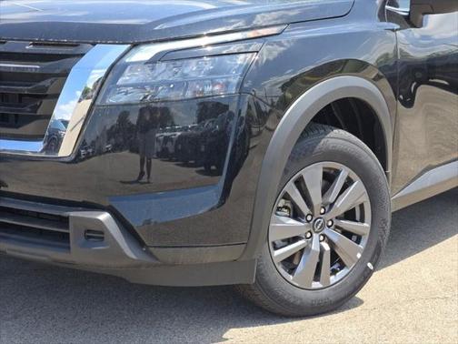 2025 Nissan Pathfinder S 4WD