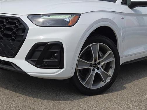 2025 Audi Q5 45 S line Premium