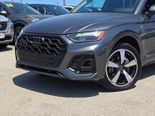 2022 Audi Q5 45 S line Premium Plus