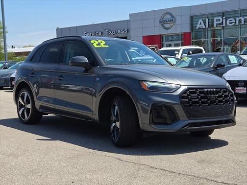 2022 Audi Q5 45 S line Premium Plus
