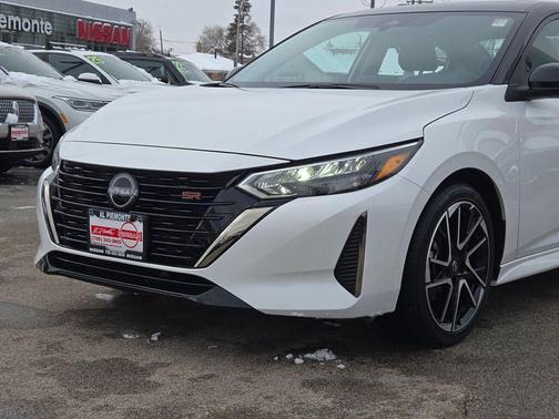 2025 Nissan Sentra SR