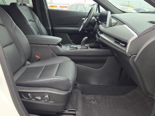 2024 Cadillac XT4 Sport