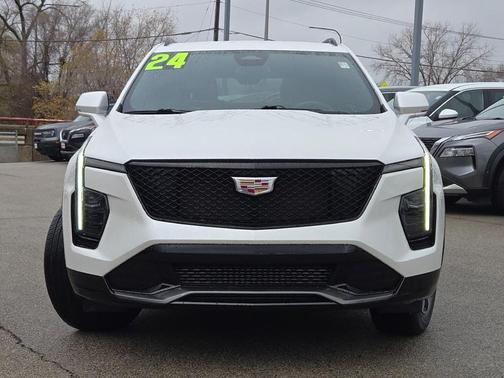 2024 Cadillac XT4 Sport