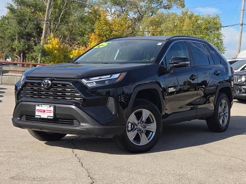 2025 Toyota RAV4 Hybrid XLE