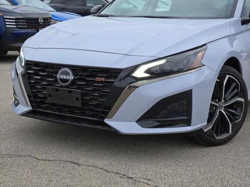 2025 Nissan Altima SR AWD