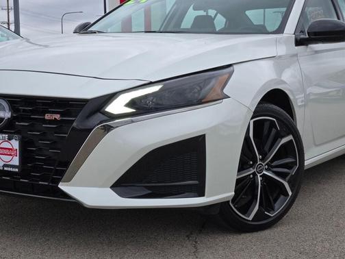2024 Nissan Altima SR FWD