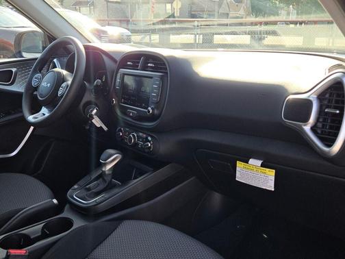 2025 Kia Soul LX