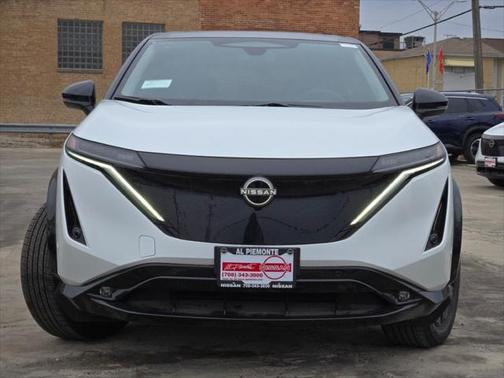 2025 Nissan ARIYA PLATINUM+