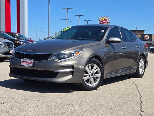 Titanium Silver 2018 Kia Optima LX