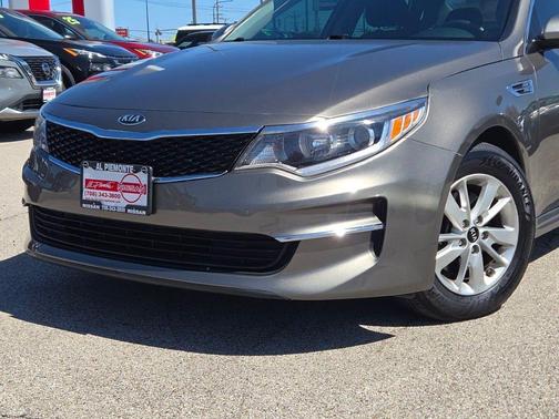 Titanium Silver 2018 Kia Optima LX