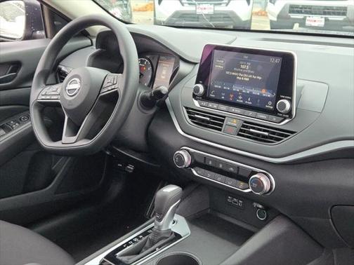 2025 Nissan Altima S FWD