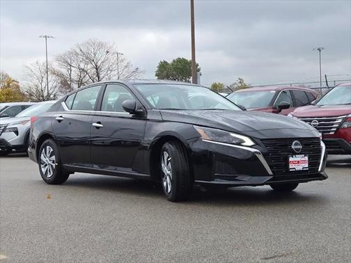 2025 Nissan Altima S FWD