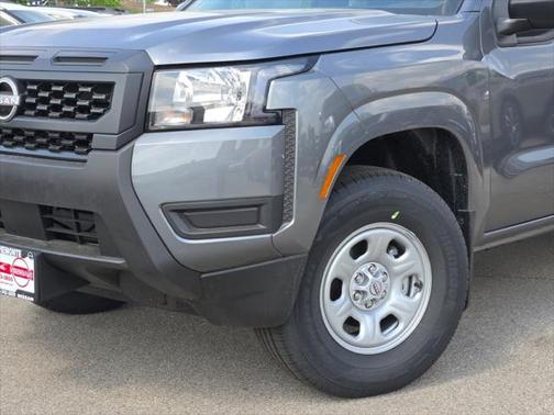 2025 Nissan Frontier S