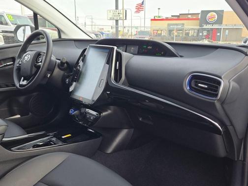 2022 Toyota Prius Limited