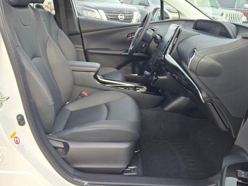 2022 Toyota Prius Limited
