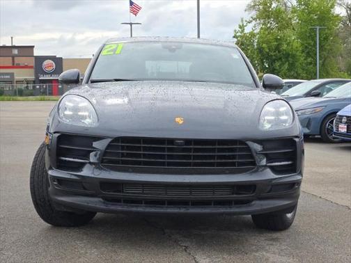 2021 Porsche Macan Base