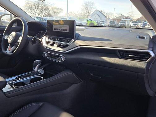 2025 Nissan Altima 2.5 SL