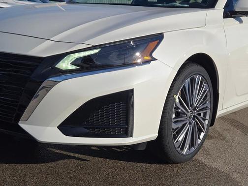 2025 Nissan Altima 2.5 SL