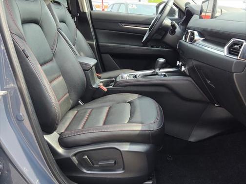 2025 Mazda CX-5 Carbon Edition