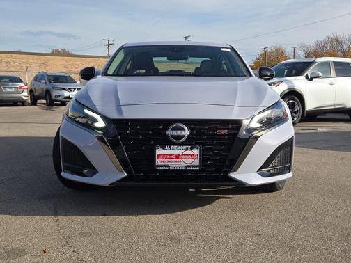 2025 Nissan Altima SR FWD