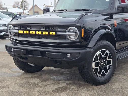 2025 Ford Bronco Outer Banks