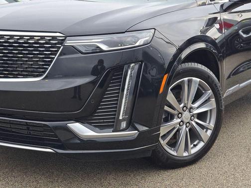 Stellar Black Metallic 2024 Cadillac XT6 Premium Luxury AWD
