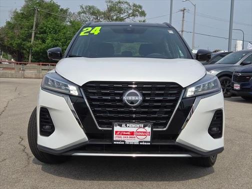 2024 Nissan Kicks SR