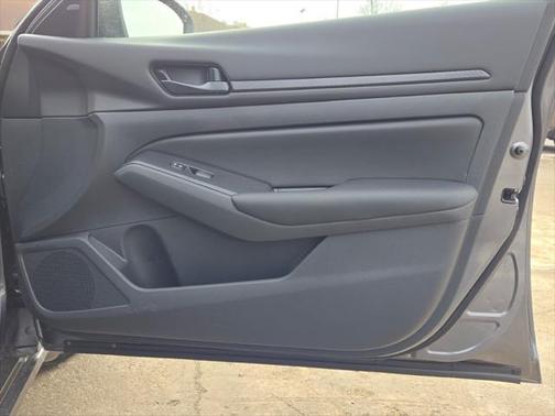 2025 Nissan Altima S FWD