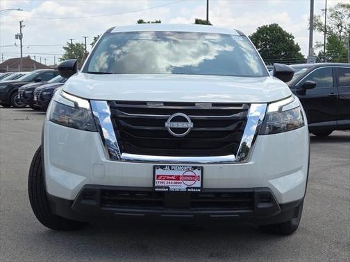 2025 Nissan Pathfinder S 4WD