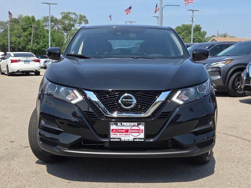 Magnetic Black Pearl 2022 Nissan Rogue Sport S