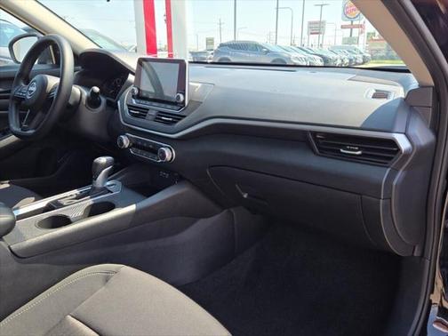 2025 Nissan Altima S FWD