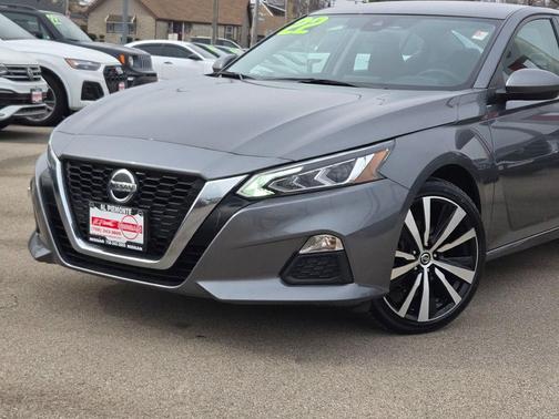 2022 Nissan Altima 2.5 SV