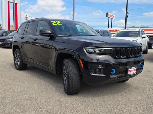 2022 Jeep Grand Cherokee 4xe Trailhawk