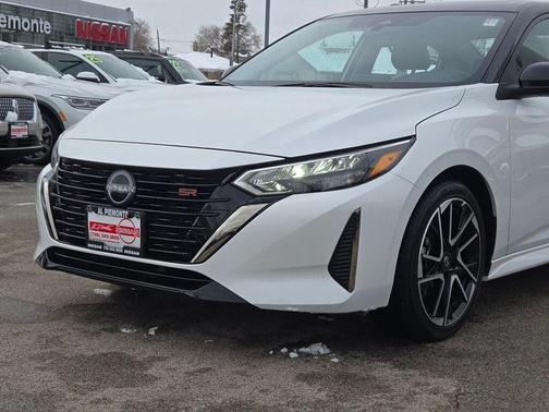 2025 Nissan Sentra SR