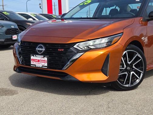 2025 Nissan Sentra SR