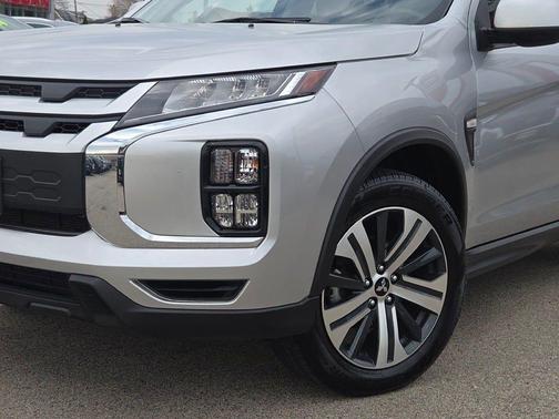 2024 Mitsubishi Outlander Sport 2.0 ES