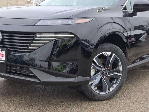 2026 Nissan Murano SV