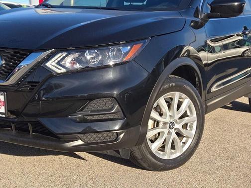 2022 Nissan Rogue Sport S