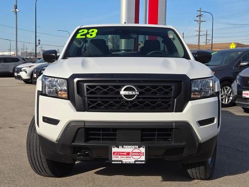 2023 Nissan Frontier S