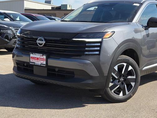 Gun Metallic 2026 Nissan Kicks SV