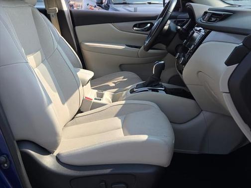 2020 Nissan Rogue Sport SL