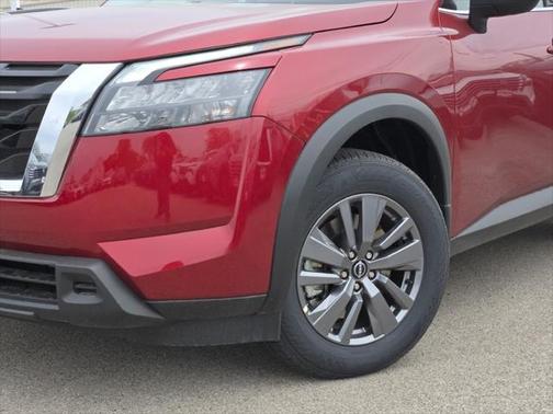 2025 Nissan Pathfinder SV 4WD